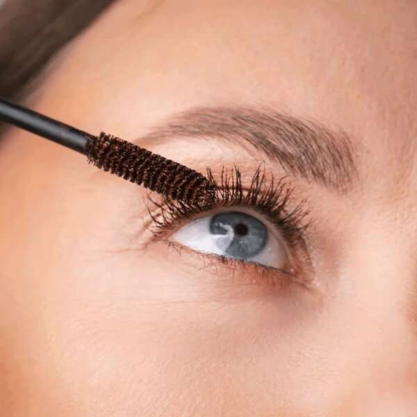 Mascara Volume Waterproof 02 Marron – Image 3