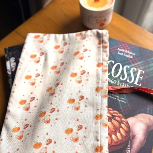 Pochette à Livres et Liseuse « Autumn's Favorites »